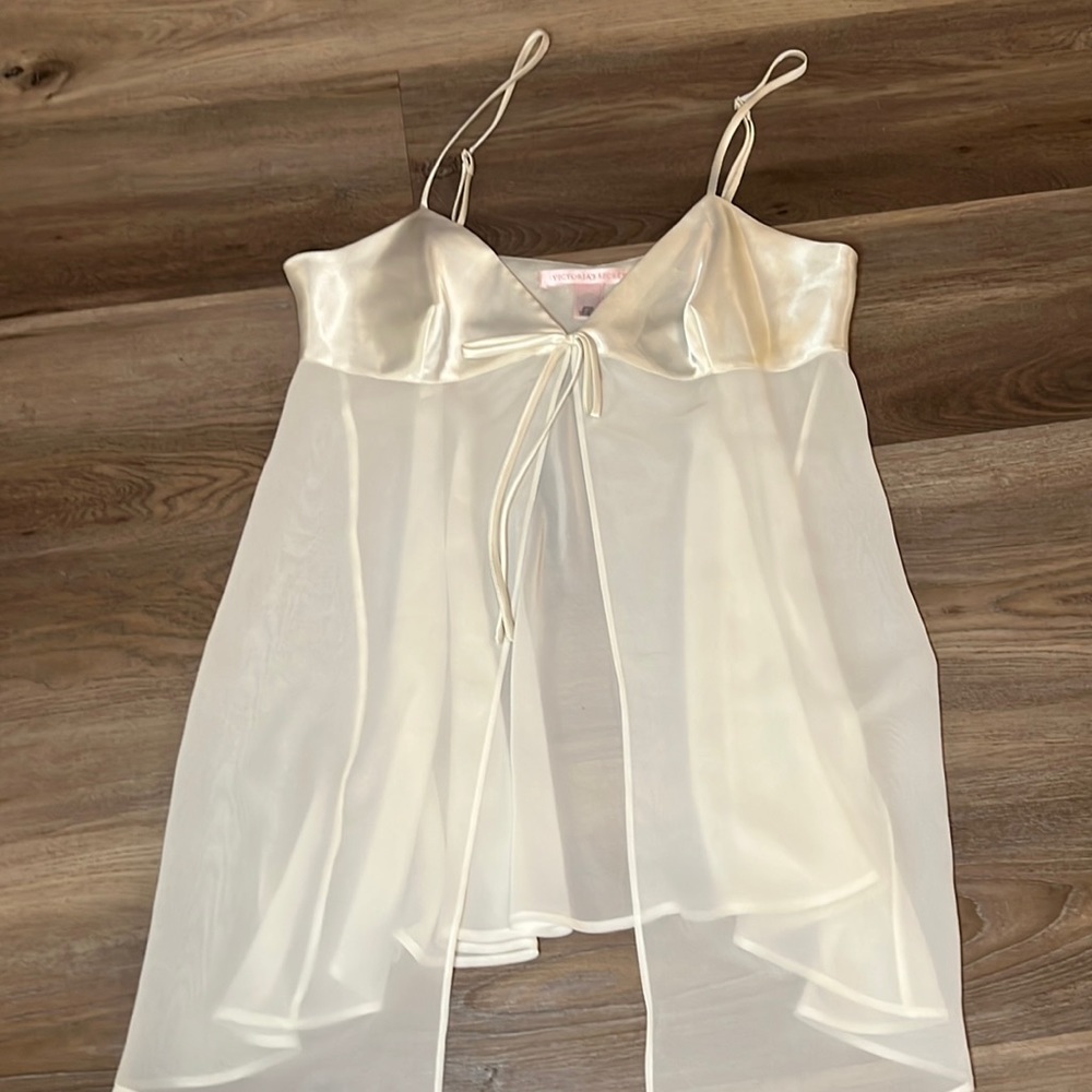 Victoria’s Secret off white sheet lingerie small